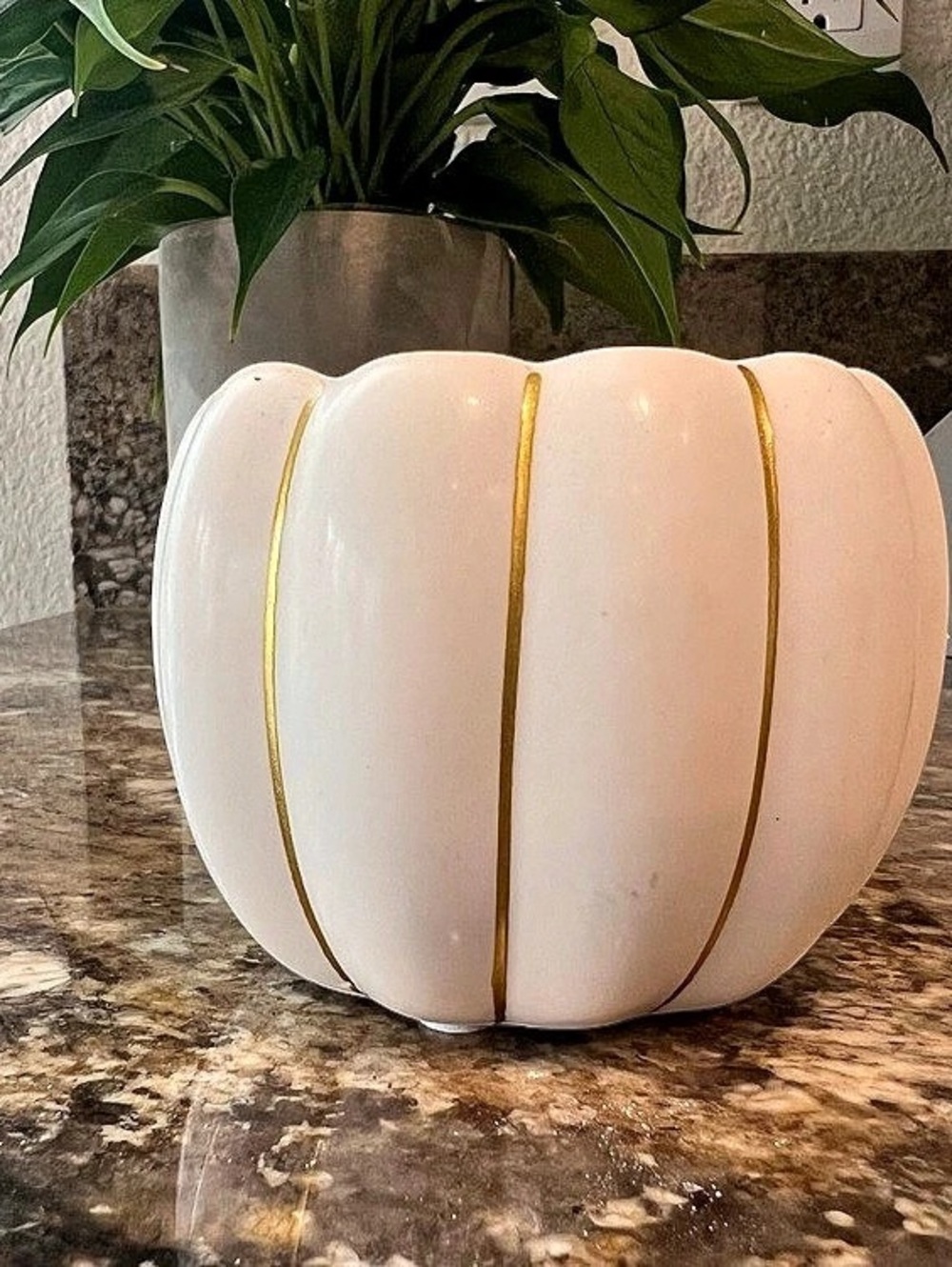 Small White and Gold Pumpkin Plant Pot Bowl